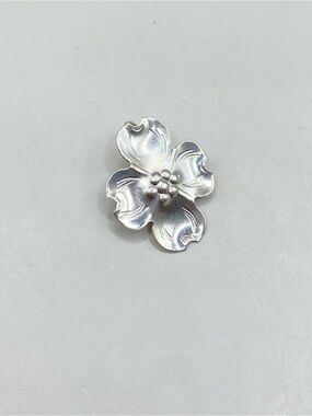 Vintage Stuart Nye Dogwood Sterling Silver Pendant